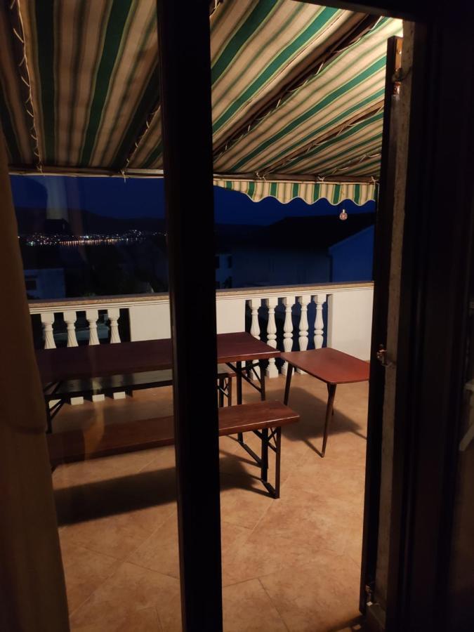 Apartments Tonkovic Kornić Екстериор снимка