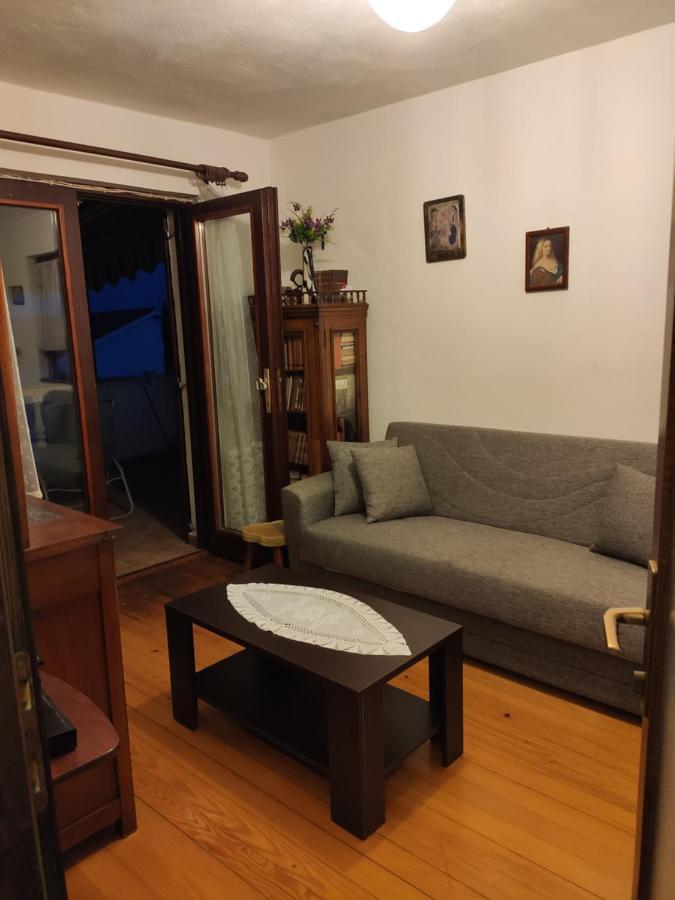 Apartments Tonkovic Kornić Екстериор снимка