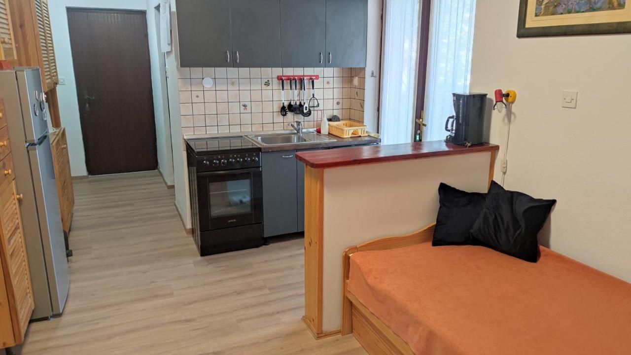 Apartments Tonkovic Kornić Екстериор снимка