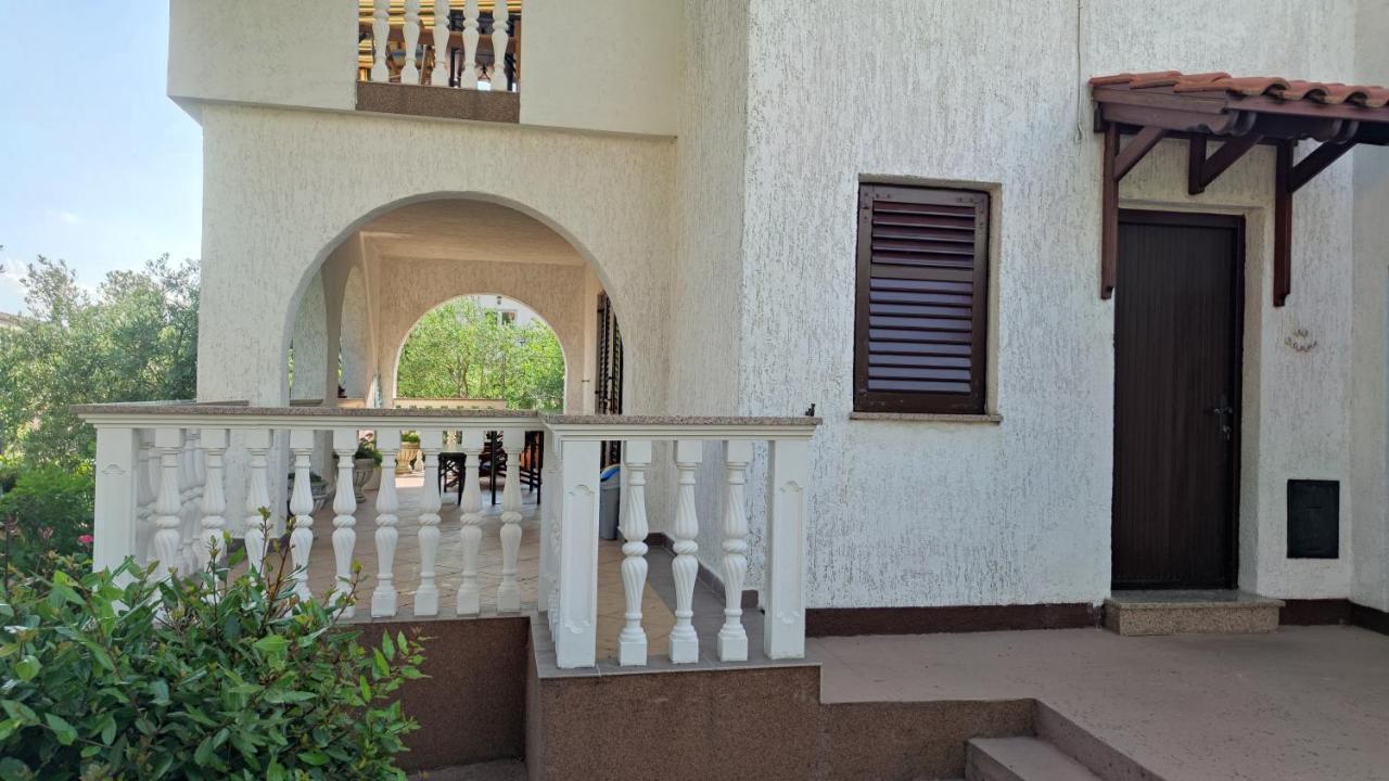 Apartments Tonkovic Kornić Екстериор снимка